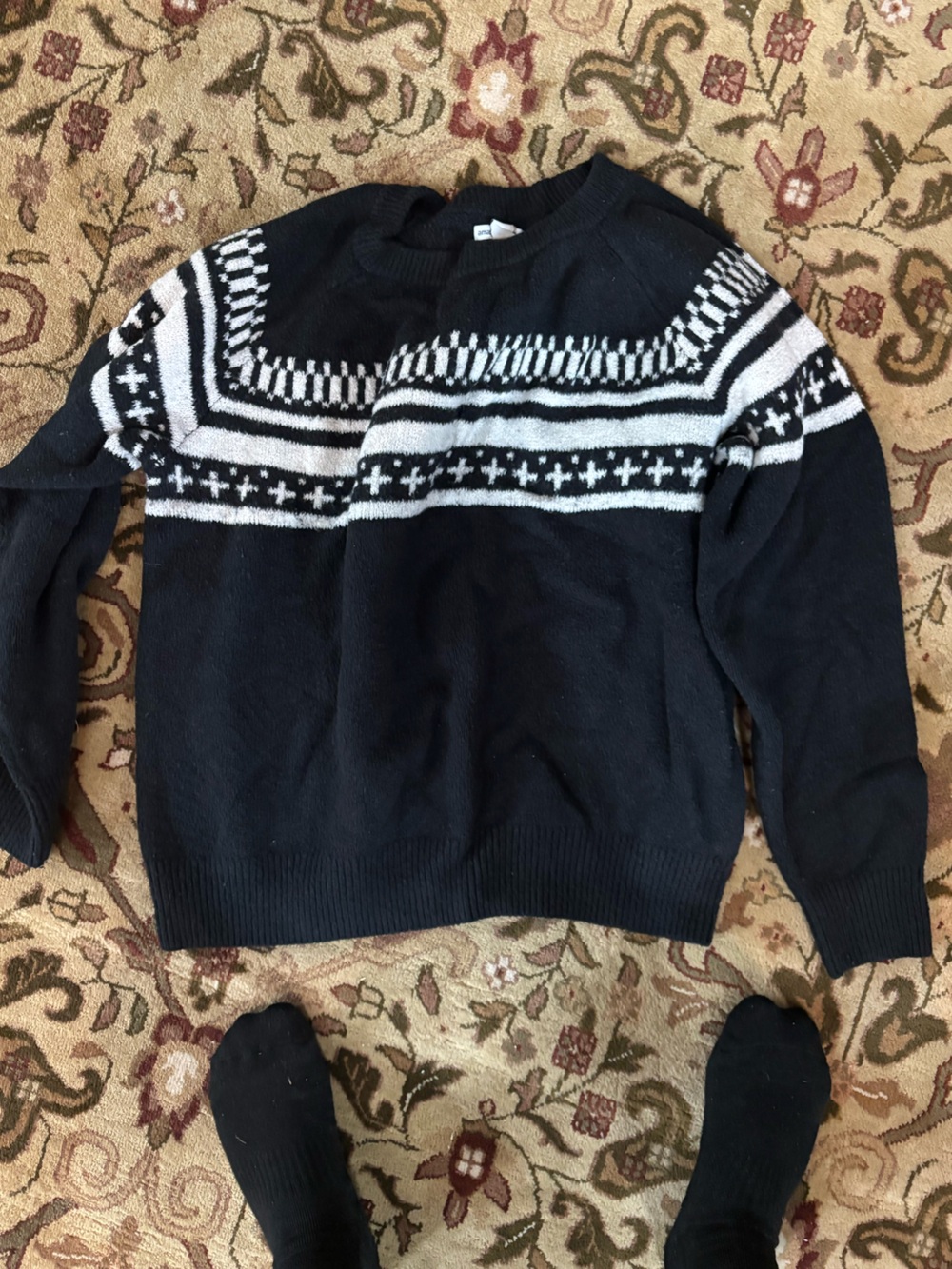 Amazon Essentials Black Knit Sweater with White Detail
